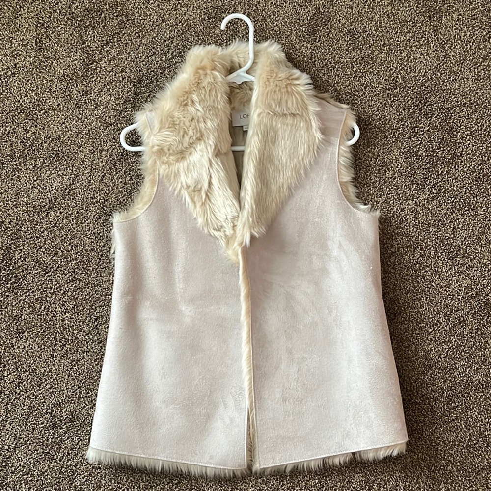 Vest faux suede/fur beautiful ivory color size small